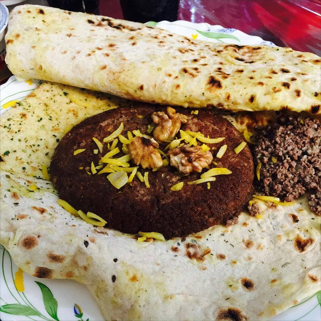 جگر سفید گوشت گردن پیاز سبزی معطر خشک خلال پسته بادام اصفهان