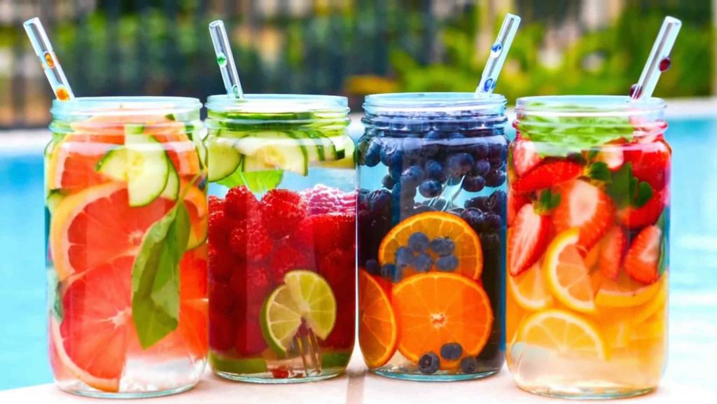 نوشیدن آب میوه و سبزیجات برای پیشگیری از کرونا ویروس- غذالند